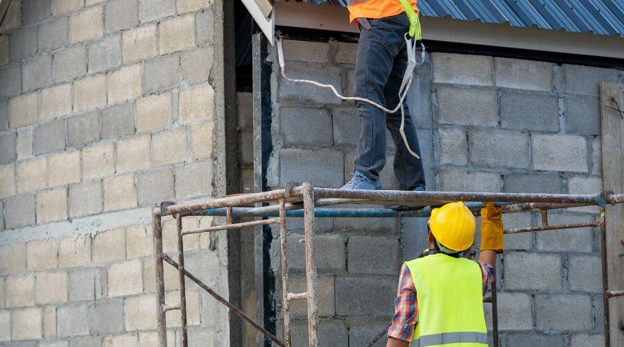 Expert Emergency Roof Repairs services in Montegut, LA